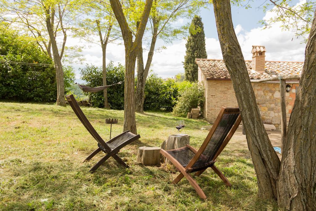 Podere Orto Wine Country House Trevinano Bagian luar foto